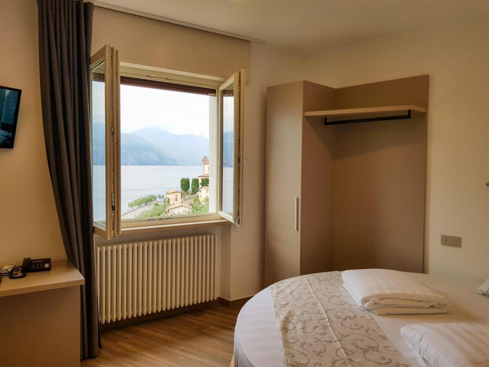 Hotel Pace Brenzone sul Garda Εξωτερικό φωτογραφία