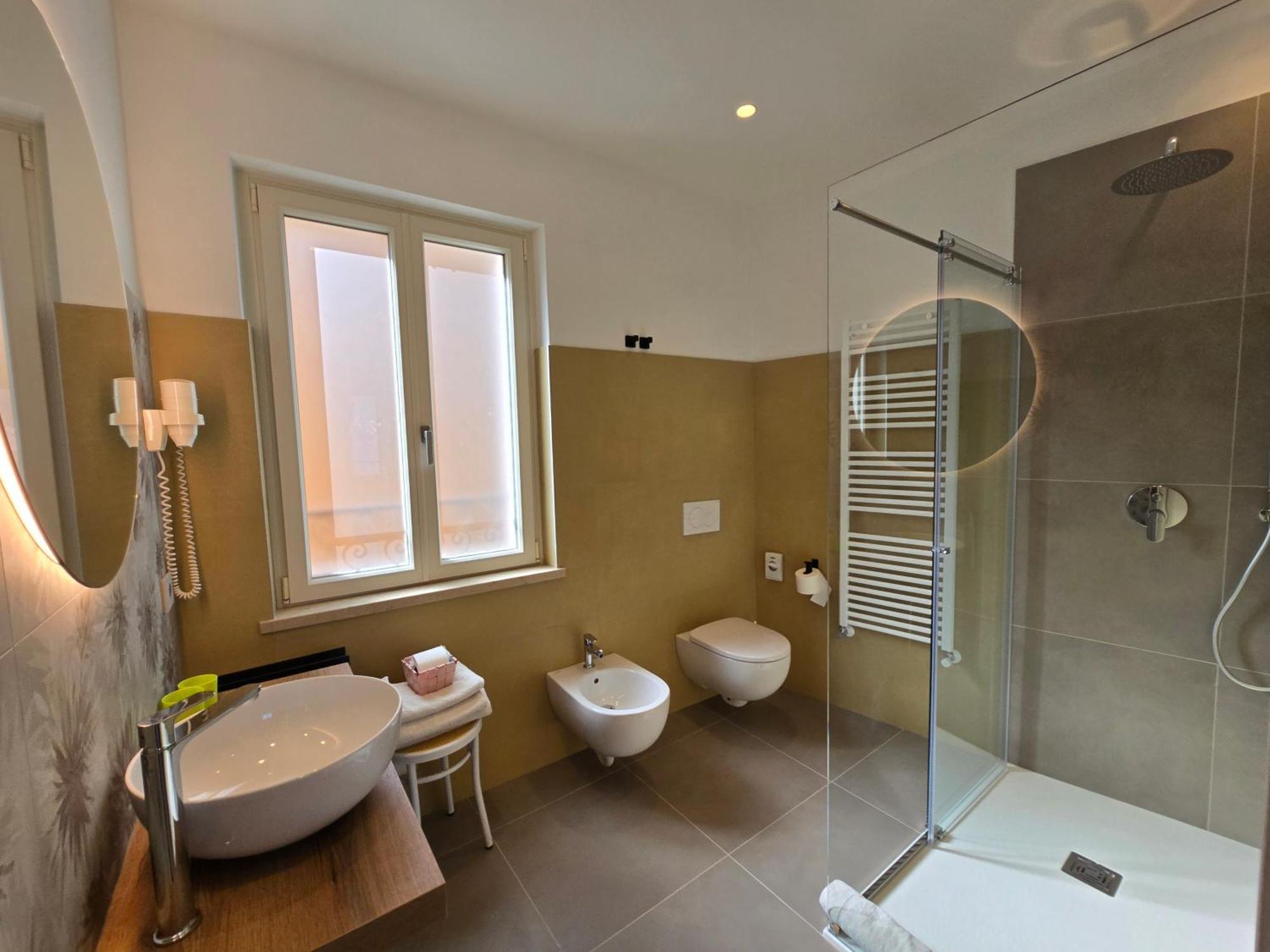 Hotel Pace Brenzone sul Garda Εξωτερικό φωτογραφία